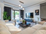 Girne Bellapais Bölgesinde 555 m2 Arsa İçerisinde Satılık Lüx Türk Malı Triplex Villa
