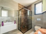 Girne Bellapais Bölgesinde 555 m2 Arsa İçerisinde Satılık Lüx Türk Malı Triplex Villa