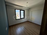 Girne Merkez Kiralık Ticari izinli 2+1 Daire 750 STG/+905338881419