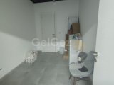 Girne Yeni Liman Bölgesi yol üzeri kiralık dükkan 4050 STG/++905338881419