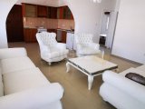 Girne Lapta Kiralık 3+1 Deniz Manzaralı Geniş Daire 800 STG/+905338881419