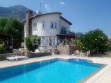 Girne Lapta Kiralık Deniz Manzaralı 3+1 Villa 1100 STG/+905338881419