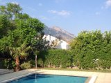 Girne Lapta Kiralık 3+1 Havuzlu Villa 1300 STG/+905338881419