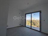 Girne Lapta Satılık 3+2 Villa 350.000 STG/+905338881419