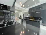 Girne ozanköy Satılık Dağ ve Deniz manzaralı 3+1 Villa 475.000 STG/+905338881419