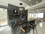 Girne ozanköy Satılık Dağ ve Deniz manzaralı 3+1 Villa 475.000 STG/+905338881419