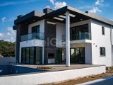 Girne Zeytinlik Muhteşem Konumda Satılık Deniz ve Dağ Manzaralı 4+1 Villa 750.000 STG/+905338881419