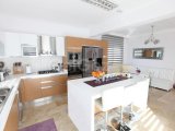 Lefkoşa Hamitköy Satılık 3+1 Villa 275.000 STG / +905338881419