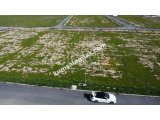LEFKOŞA GÖNYELİ BATIKENT BÖLGESİNDE TİCARİ İZİNLİ SATILIK ARSA