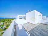 Girne Esentepe Sun Valley Sitesinde Satılık Çok Özel Villa