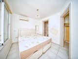 Girne Alsancak'da Denize Yürüme Mesafeinde Satılık 2+1 Dubleks Daire