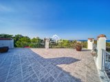 Kıbrıs Girne Alsancak'da Satılık Çok Özel 4+2 Villa