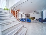 Girne Alsancak'da Çok Özel Konumda Satılık 3+2 Lüks Villa