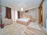 Girne Alsancak'da Çok Özel Konumda Satılık 3+2 Lüks Villa