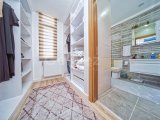 Girne Alsancak'da Çok Özel Konumda Satılık 3+2 Lüks Villa