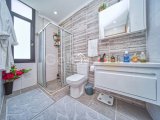 Girne Alsancak'da Çok Özel Konumda Satılık 3+2 Lüks Villa