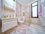 Girne Alsancak'da Çok Özel Konumda Satılık 3+2 Lüks Villa