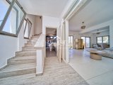 Kıbrıs Girne Bellapais'de Satılık Havuzlu Villa