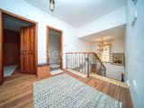 Kıbrıs Girne Çatalköy'de Satılık 4+1 Havuzlu Villa
