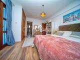 Kıbrıs Girne Çatalköy'de Satılık 4+1 Havuzlu Villa