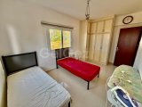 Girne Edremitte Havuzlu Sitede 2+1 Eşyalı Kiralık Daire