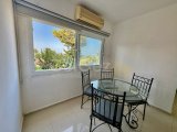 Girne Edremitte Havuzlu Sitede 2+1 Eşyalı Kiralık Daire
