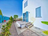 Girne Esentepe Sun Valley Sitesinde Satılık Çok Özel Villa
