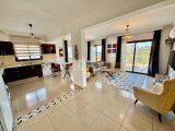 Girne Merkezde Full Eşyalı Deniz Manzaralı 2+1 Kiralık Daireler