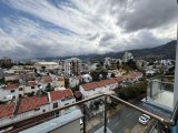 Girne Merkezde Panaromik Manzaralı 1+1 Kiralık Penthouse