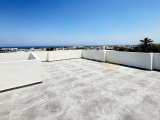 160 m² Toplam Alana Sahip 2+1 Penthouse, Özel Çatı Terası ve Deniz ve Dağ Manzarası