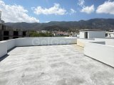 160 m² Toplam Alana Sahip 2+1 Penthouse, Özel Çatı Terası ve Deniz ve Dağ Manzarası