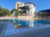 Alsancak Bölgesi Ozel Havuzlu Villa