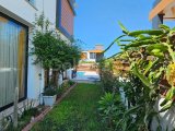 Girne Çatalköy Bölgesinde Özel Tasarımlı, Özel Havuzlu Satılık Lüks 3+1 Villa