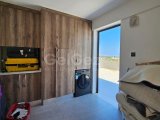 Girne Çatalköy Bölgesinde Özel Tasarımlı, Özel Havuzlu Satılık Lüks 3+1 Villa