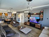 Girne Çatalköy Bölgesinde Özel Tasarımlı, Özel Havuzlu Satılık Lüks 3+1 Villa