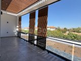 Kuzey Kıbrıs Girne Çatalköy Bölgesinde Satılık Türk Tapulu Lüks 4+1 Villa!