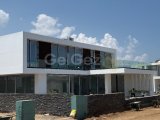Kuzey Kıbrıs Girne Çatalköy Bölgesinde Denize Yakın Yüksek Kaliteli Villalar ve Sahil Seçenekleri 799.000 £