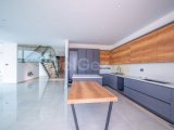 KKTC Girne Çatalköy Bölgesinde Denize Çok Yakın 4+1 Ultra Lüks Villa, Türk Tapusu
