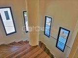 Kuzey Kıbrıs Girne Çatalköy Bölgesinde Satılık Eşyalı 3+1 Lüks Köşe Villa!