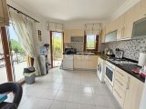 Kıbrıs Girne Esentepe'de Deniz ve Dağ Manzaralı Özel 3+1 Villa
