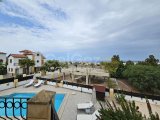 Kıbrıs Girne Esentepe'de Deniz ve Dağ Manzaralı Özel 3+1 Villa