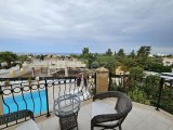 Kıbrıs Girne Esentepe'de Deniz ve Dağ Manzaralı Özel 3+1 Villa
