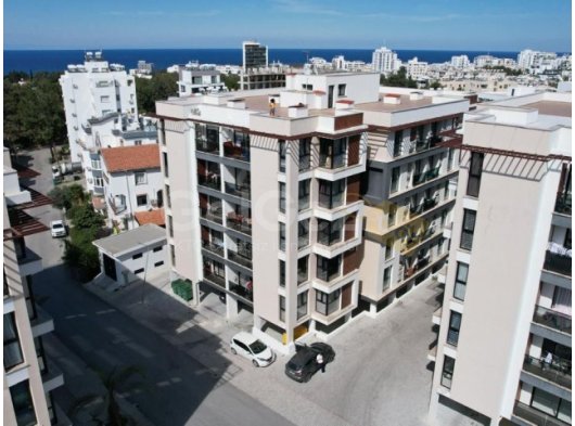 Kıbrıs Girne Merkezde Satılık 3+1 Daireler (2+1 seçenekleri de mevcuttur).