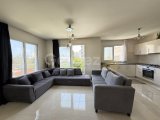 Kuzey Kıbrıs Girne'nin merkezinde satılık 2+1 Türk tapulu daire