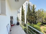 Kuzey Kıbrıs Girne'nin merkezinde satılık 2+1 Türk tapulu daire