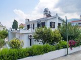 Girne Karaoğlanoğu'nda Satılık Muhteşem Bahçeli 3 Yatak Odalı Villa