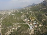 Girne Çatalköy'de Panaromik Dağ ve Deniz Manzaralı Satılık Tatil Köyü