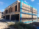 Kıbrıs Magusa Yeniboğaziçi Modern Mimari Sitede Satılık 1 ve 2 Yatak Odalı Daireler