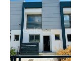Girne Alsancak'ta Bahçeli,Dublex, Satılık İkiz Villa