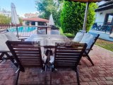 Girne Bellapais Bölgesinde Özel Havuzlu ve Peyzajlı Kiralık 4+1 Villa